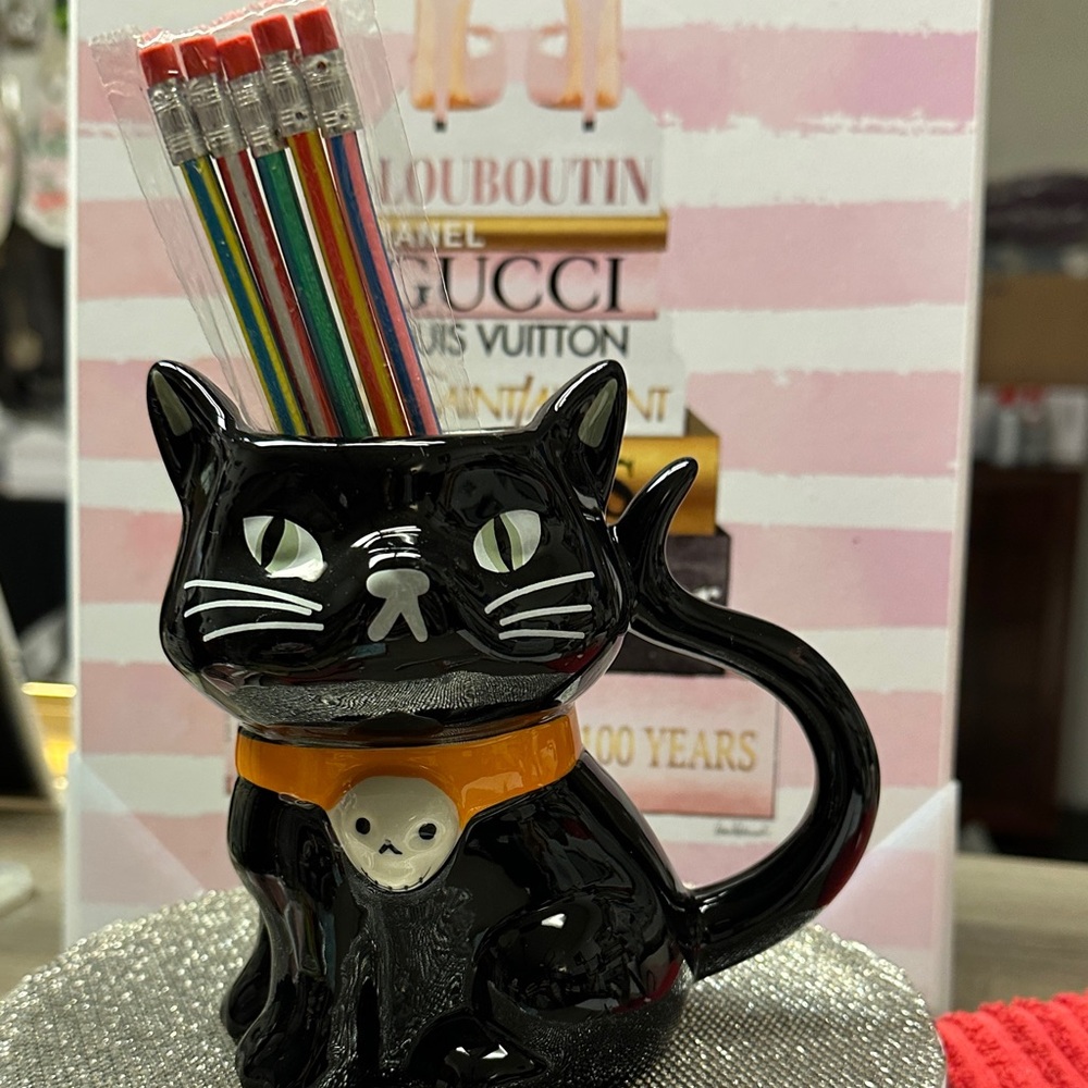 ❣️5|$25❣️Black Cat mug & 5 bendable Pencils. 🆕